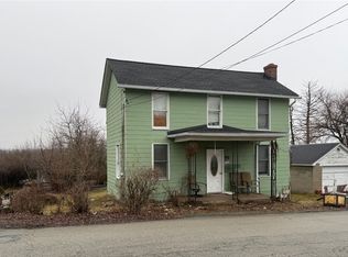 1302 Oaklawn Dr, Latrobe, PA 15650