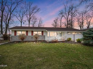 806 Brendonwood Dr, Lima, OH 45801