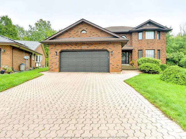 2300 Santo Dr, Windsor, ON N9G 2J8