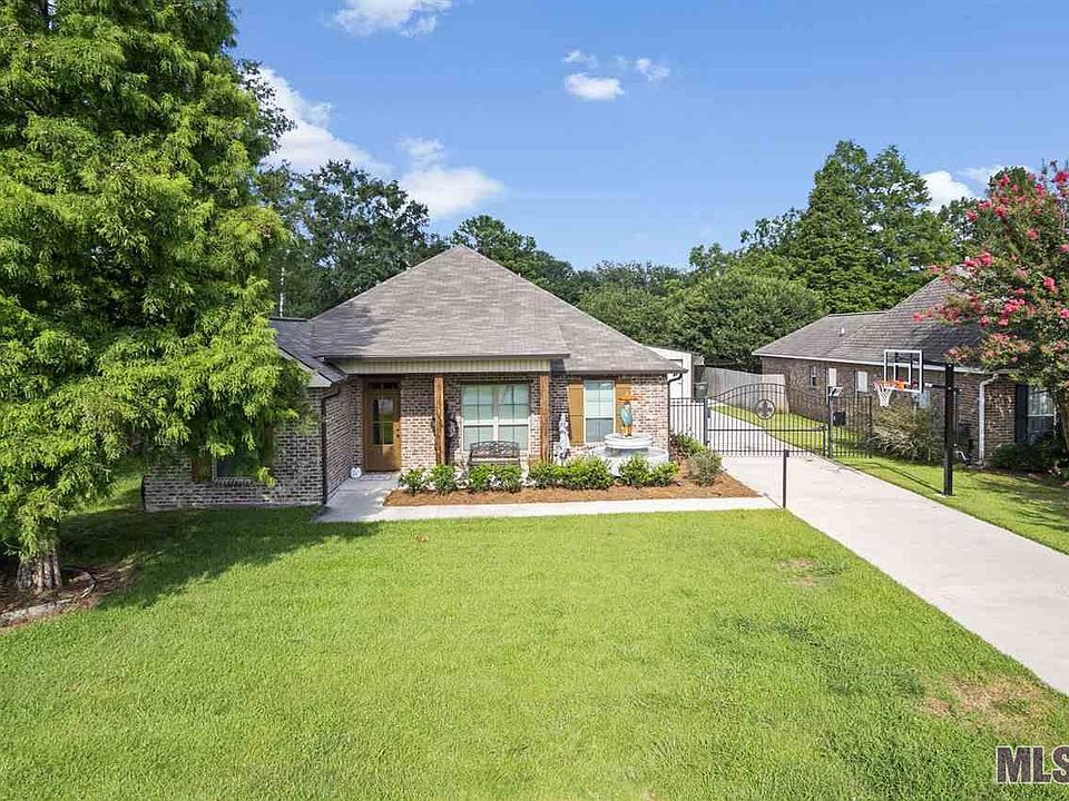 1st image of 14534 Lake Crossing Dr