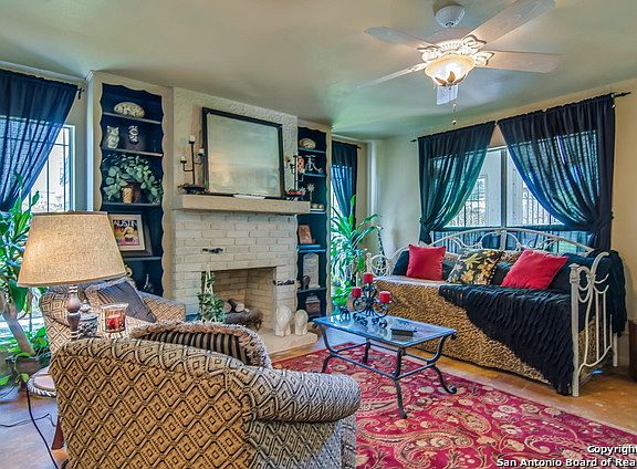 4th image of 11827 PETAL DR #25