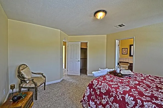 8727 Arcadia Ave — Photo 10