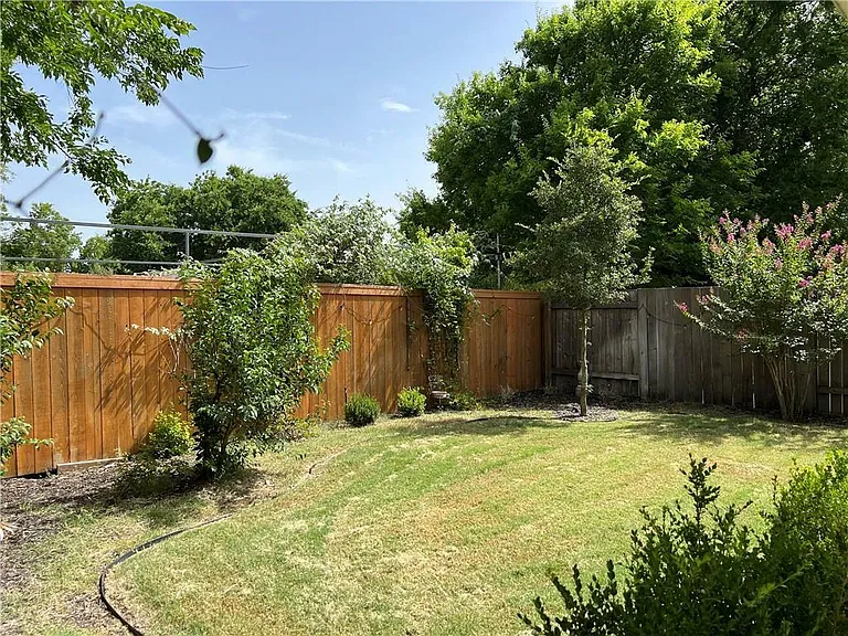 1140 La Conterra Blvd — Photo 31