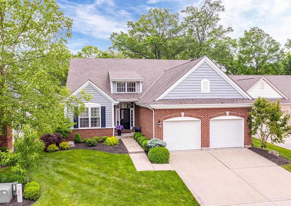 Incredible Curb Appeal!