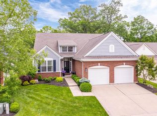 6860 Prairie View Dr, Maineville, OH 45039