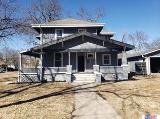 910 Grant St Beatrice NE 68310 Zillow