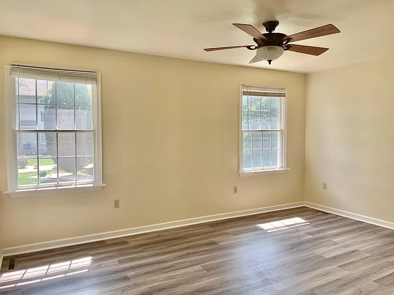 4069 Darius Dr — Photo 15