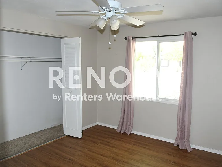 1550 W Pershing Ave — Photo 9