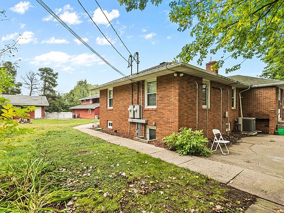 2nd image of 2545 70th St E