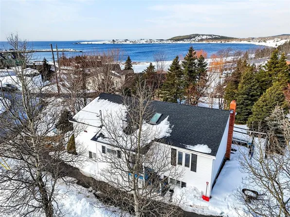 9 Witch Hazel Road, Heart's Delight, NL A0B2E0