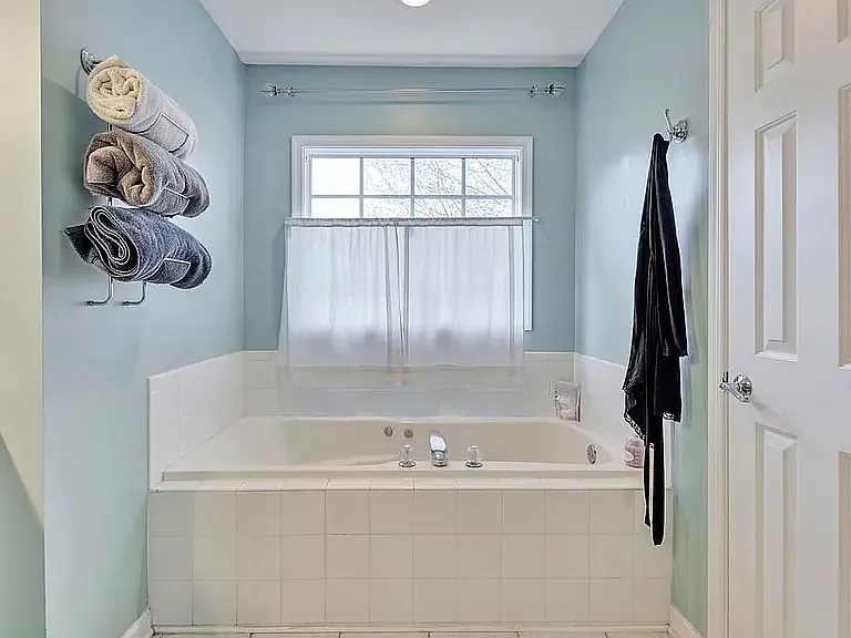 3383 Turnberry Cir — Photo 24
