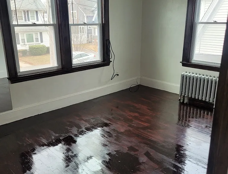 13 Victory Ave #4 — Photo 1