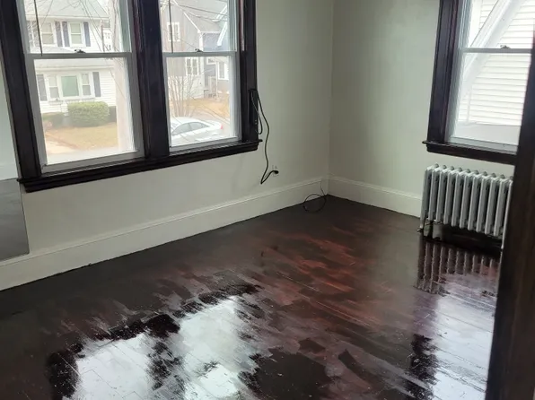 13 Victory Ave APT 4, Quincy, MA 02169