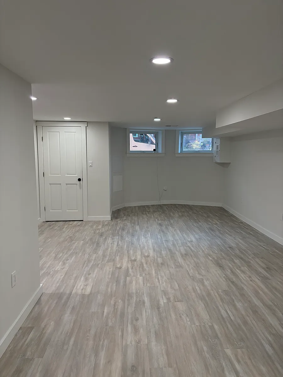 Building Photo - 2317 Callow Ave #B