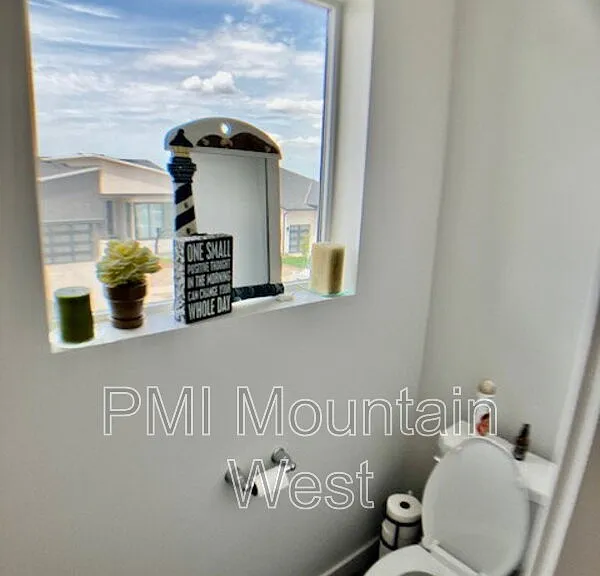 707 S Miller Ave — Photo 37
