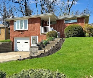 3905 Fleetwood Dr, West Mifflin, PA, 15122