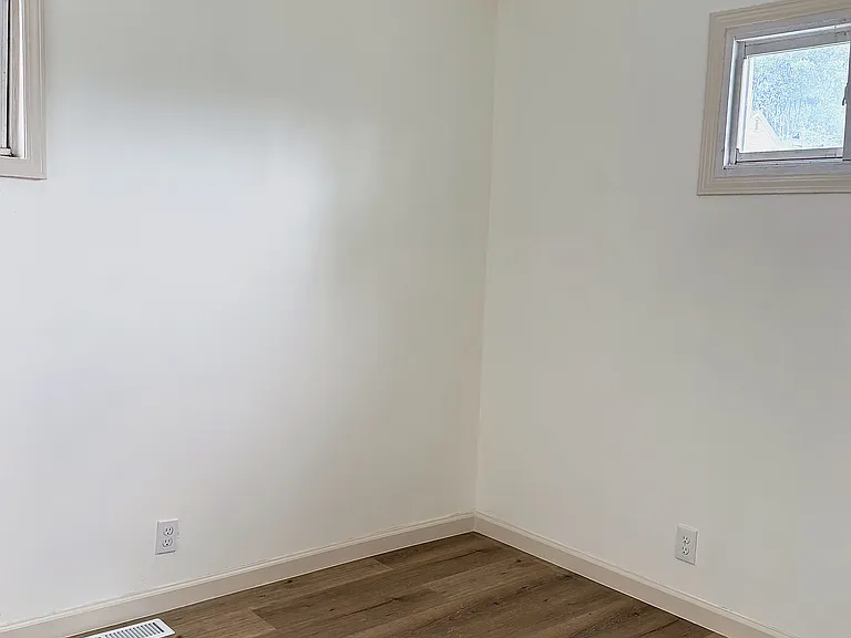 802 W Harvard St — Photo 12