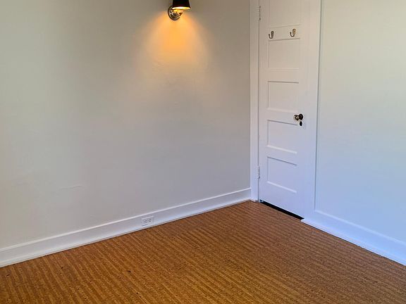 4th image of 5050 College View Ave