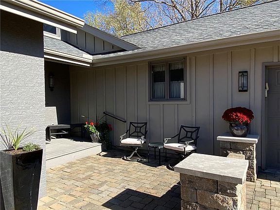3rd image of 13668 Knollbrook Ln