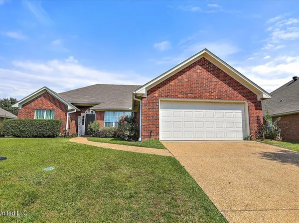 528 Planters Dr, Pearl, MS 39208