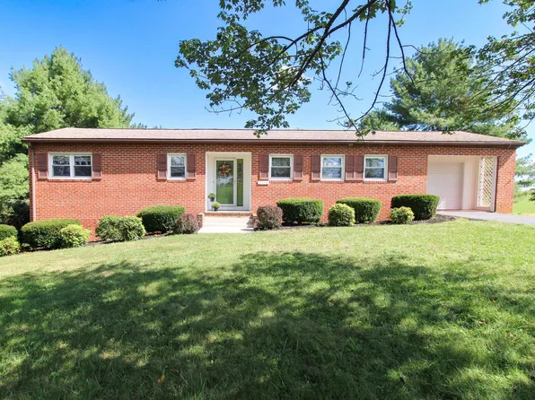 2056 Knightly Mill Rd, Fort Defiance, VA 24437