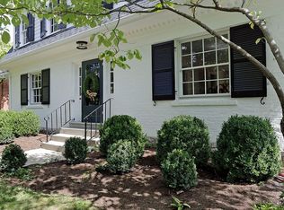 232 Queensway Dr, Lexington, KY 40502