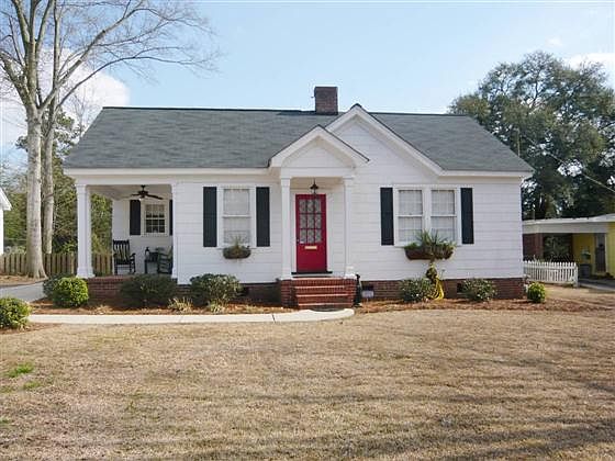 1st image of 990 Carolina Ave