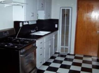 6403 108th St, Forest Hills, NY 11375