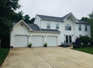 204 Royal Oak Ct, Cranberry Township, PA 16066