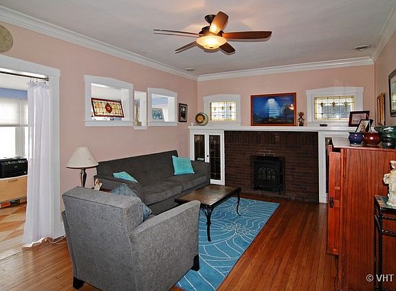 2nd image of 642 N Harvey Ave