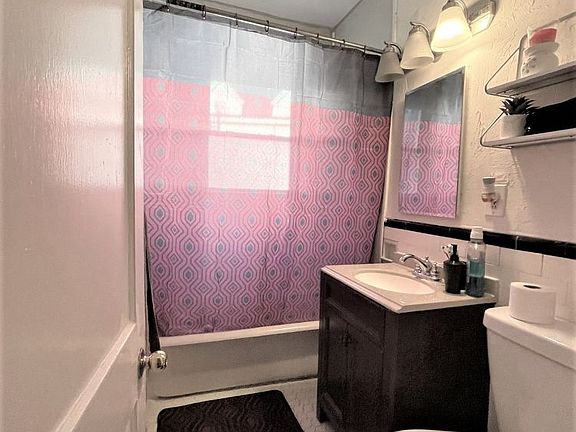 4th image of 15 Huss Ct APT 102