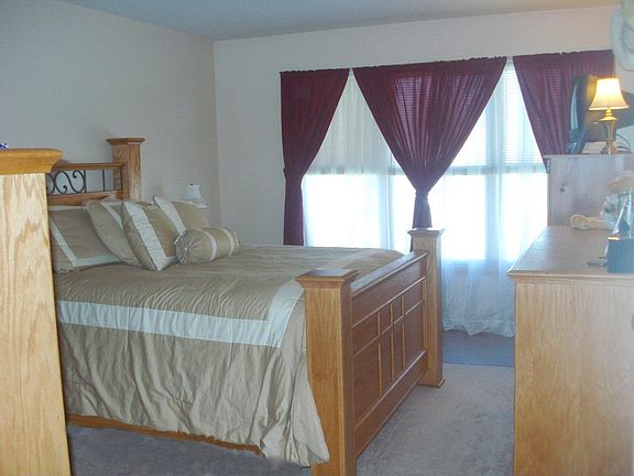 Master Suite with "California" like walk in closet and attic storage