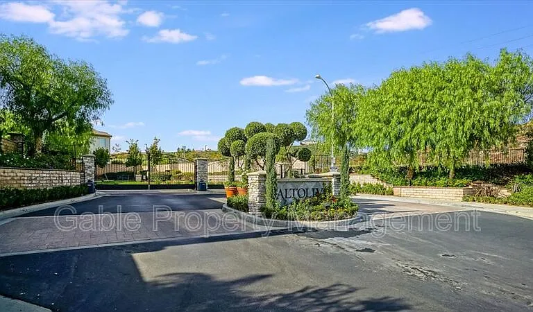 30000 N Camino Los Robles — Photo 31