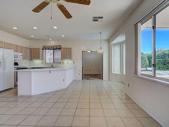 3rd image of 14111 W Dusty Trail Blvd