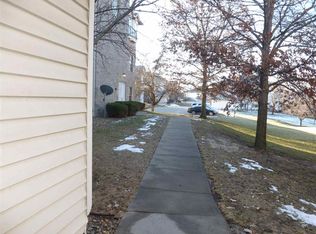2855 Coral Ct APT 302, Coralville, IA 52241