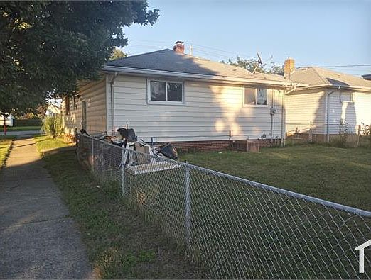 1st image of 5926 Turney Rd