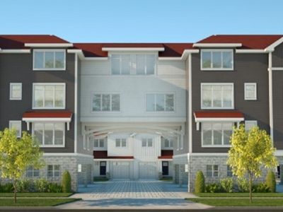825 W 7th St #208, Traverse City, MI, 49684