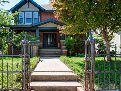 627 S Market Avenue, Springfield, MO, 65806