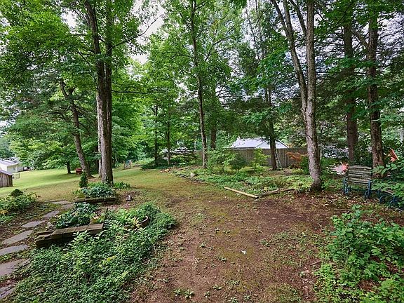 5th image of 21 Old Bernardston Rd