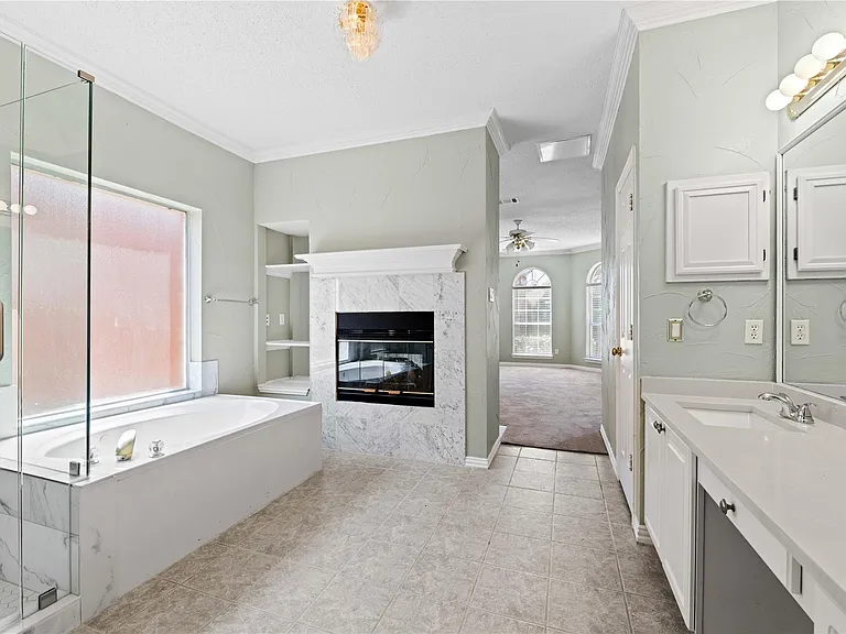 2324 Dyers Oak Dr — Photo 18