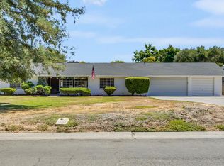 2710 Creekside Ln, Sacramento, CA 95821
