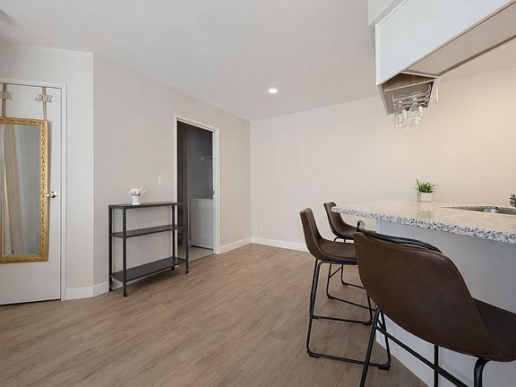 3rd image of 1407 Wyndham Cir #108