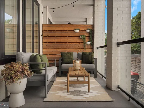 1101 Q St NW Unit 203, Washington, DC 20009