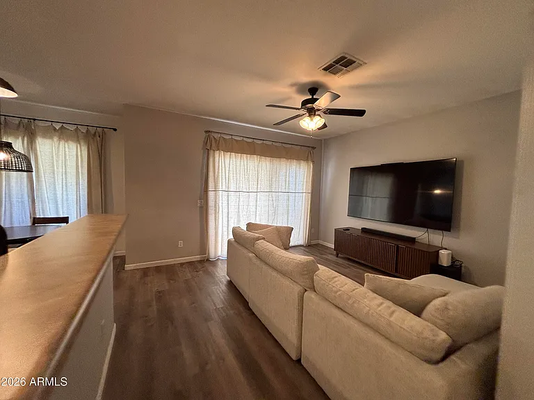 948 E Savannah Dr — Photo 10