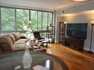 800 Jackson St APT 413, Hoboken, NJ 07030