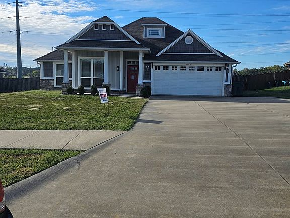2nd image of 1150 Shanna Dr