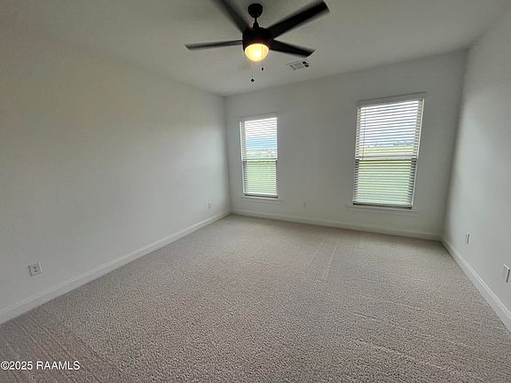 4th image of 102 Bejeweled Ave