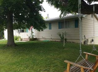 111 Montana Ave N, Fromberg, MT 59029