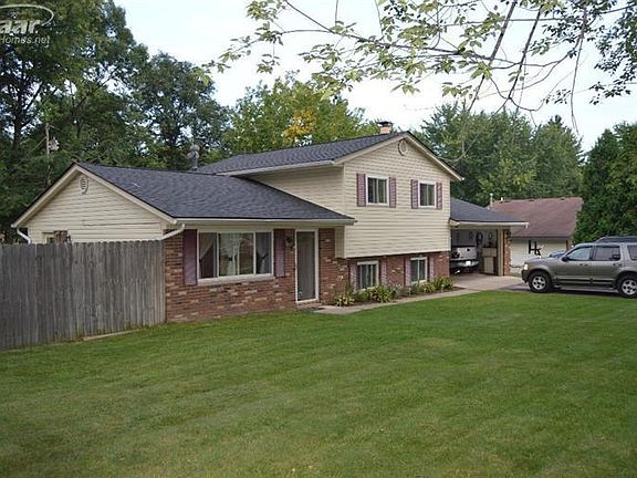 3rd image of 1302 Heyden Ave