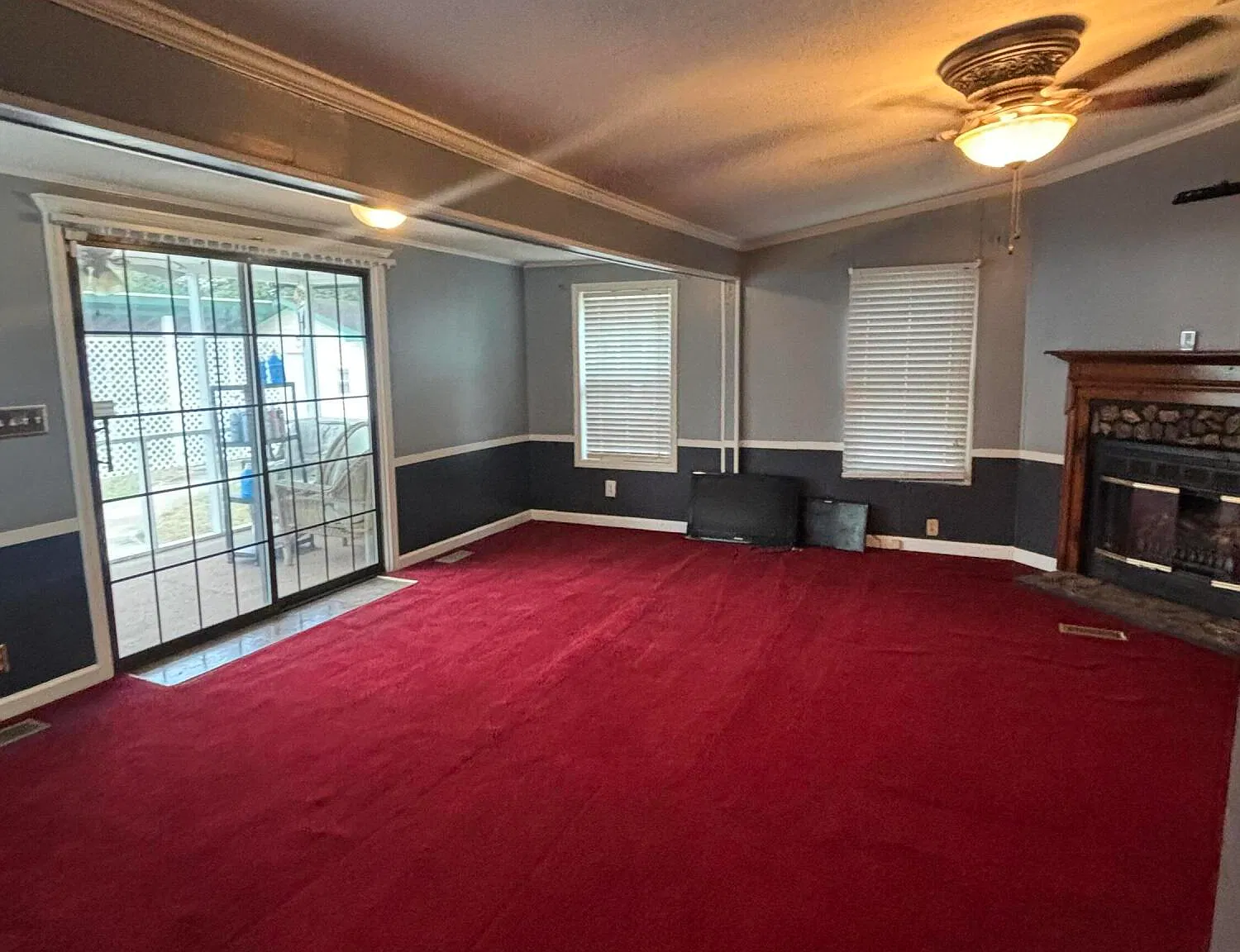 3 bed, 2.0 bath, 1570 sqft, $1,200 — Photo 4
